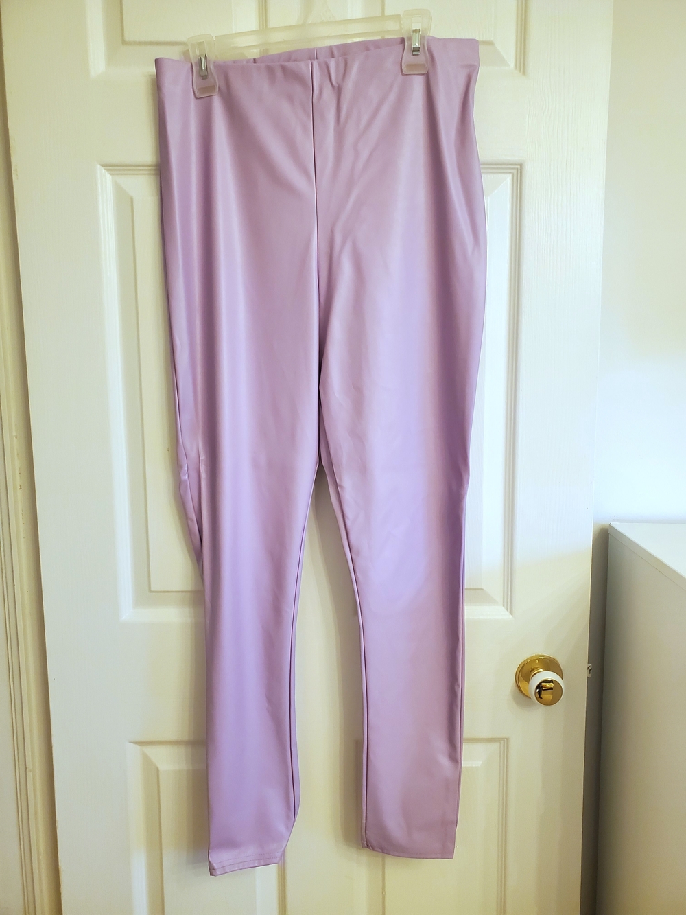 Boohoo Lilac Vegan Vinyl Stretch Leggings